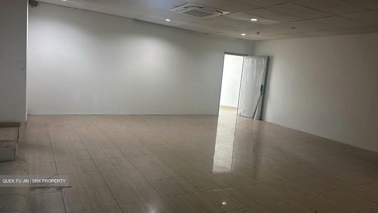 Tuas Avenue 10 (D22), Retail #561007691